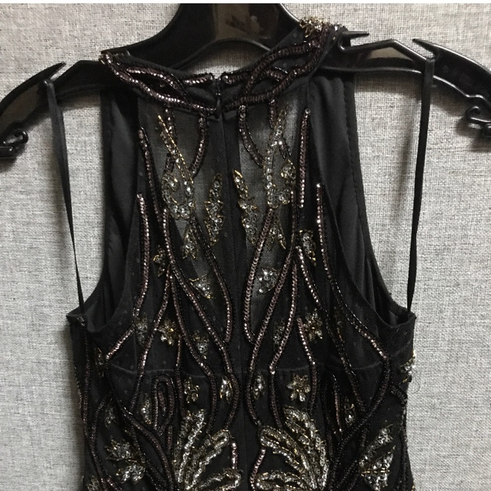 Aidan Mattox embellished midi V-neckline sleeveless dress - Picture 6 of 7